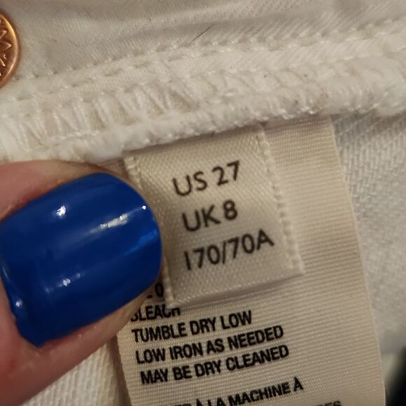 White button fly Free People jean shorts size 27! - Picture 3 of 13